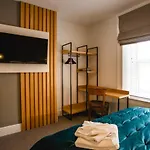 Hotel Herriots 4*